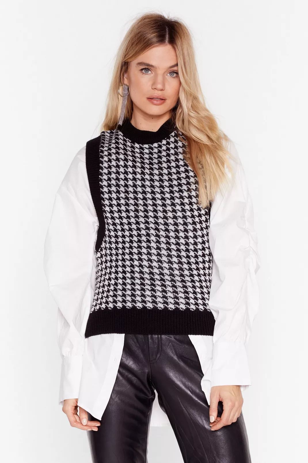 Tell Us the Houndstooth Knitted Tank Top | Nasty Gal (US)