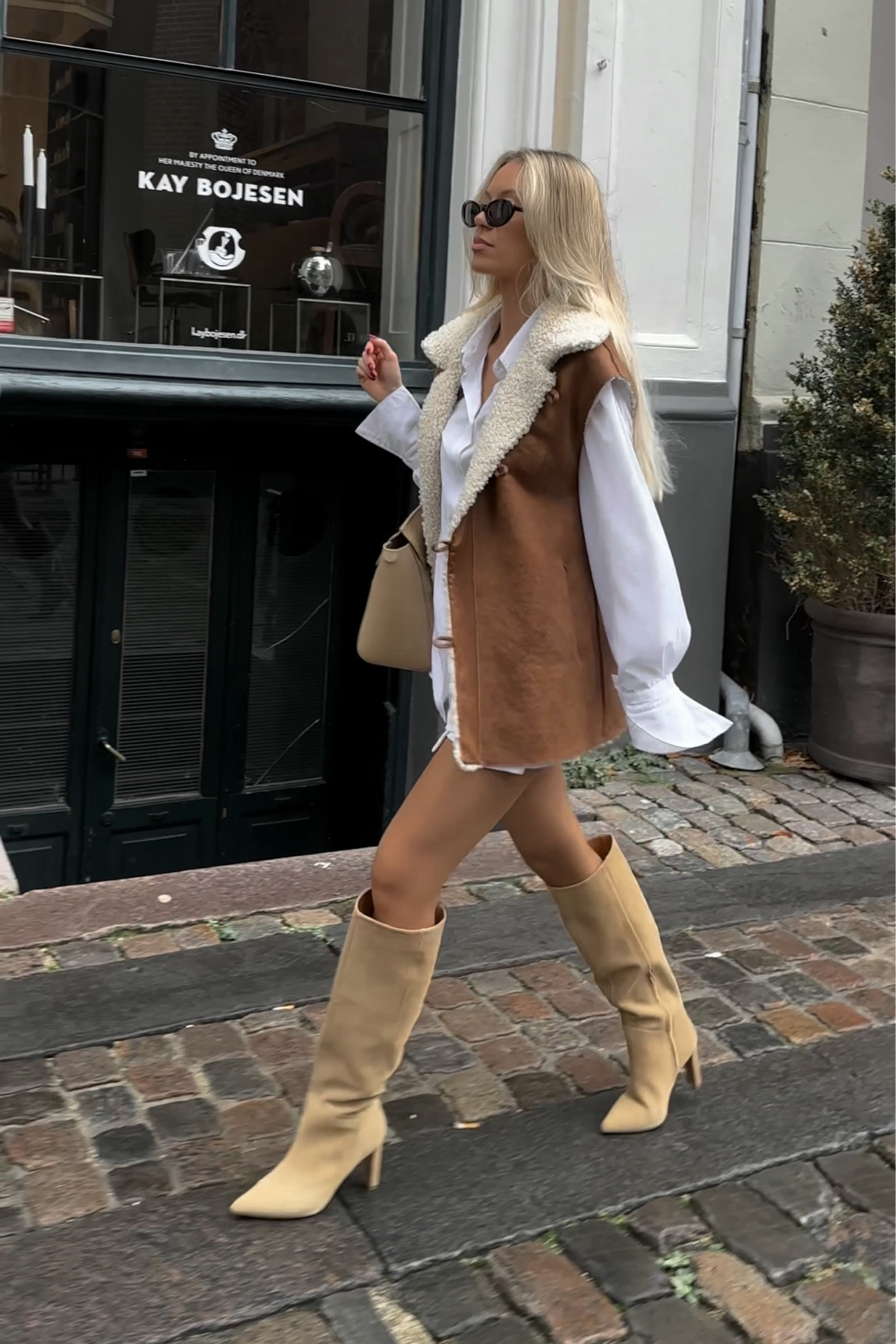 Suede beige boots fall trends autumn boots suede High heeled boots beige brown

#LTKSeasonal #LTKstyletip #LTKshoecrush