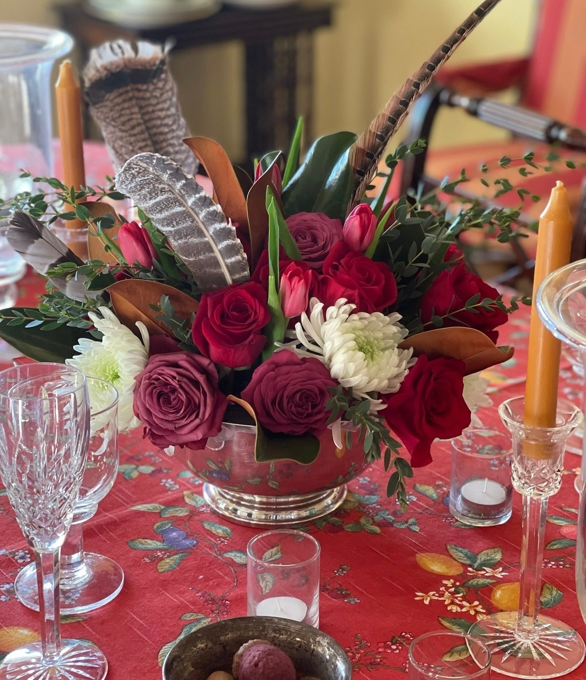 We're in the full swing of the holidays now! Whether you're still preparing for Thanksgiving, or you already have your Christmas decor out, you're going to need a good tablescape to set the mood for all the festivities and feasts that happen around a table. We've pulled our favorite diningware and holiday decor to get you in the mood! And make sure to shop now during the LTK Cyber Week sale! 	 

 #LTKCyberWeek #LTKHoliday #LTKSeasonal