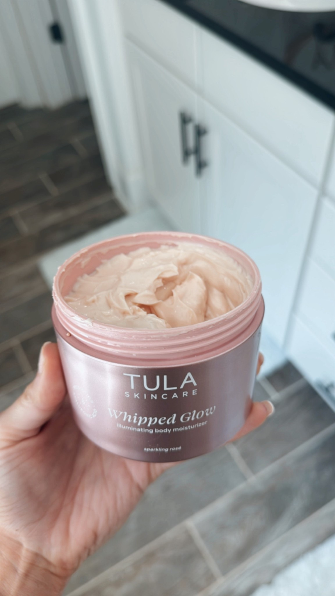 I wish y’all could smell this through your phone 🤩 This may be my favorite one yet Tula!!! 

#LTKSeasonal #LTKU #LTKBeauty