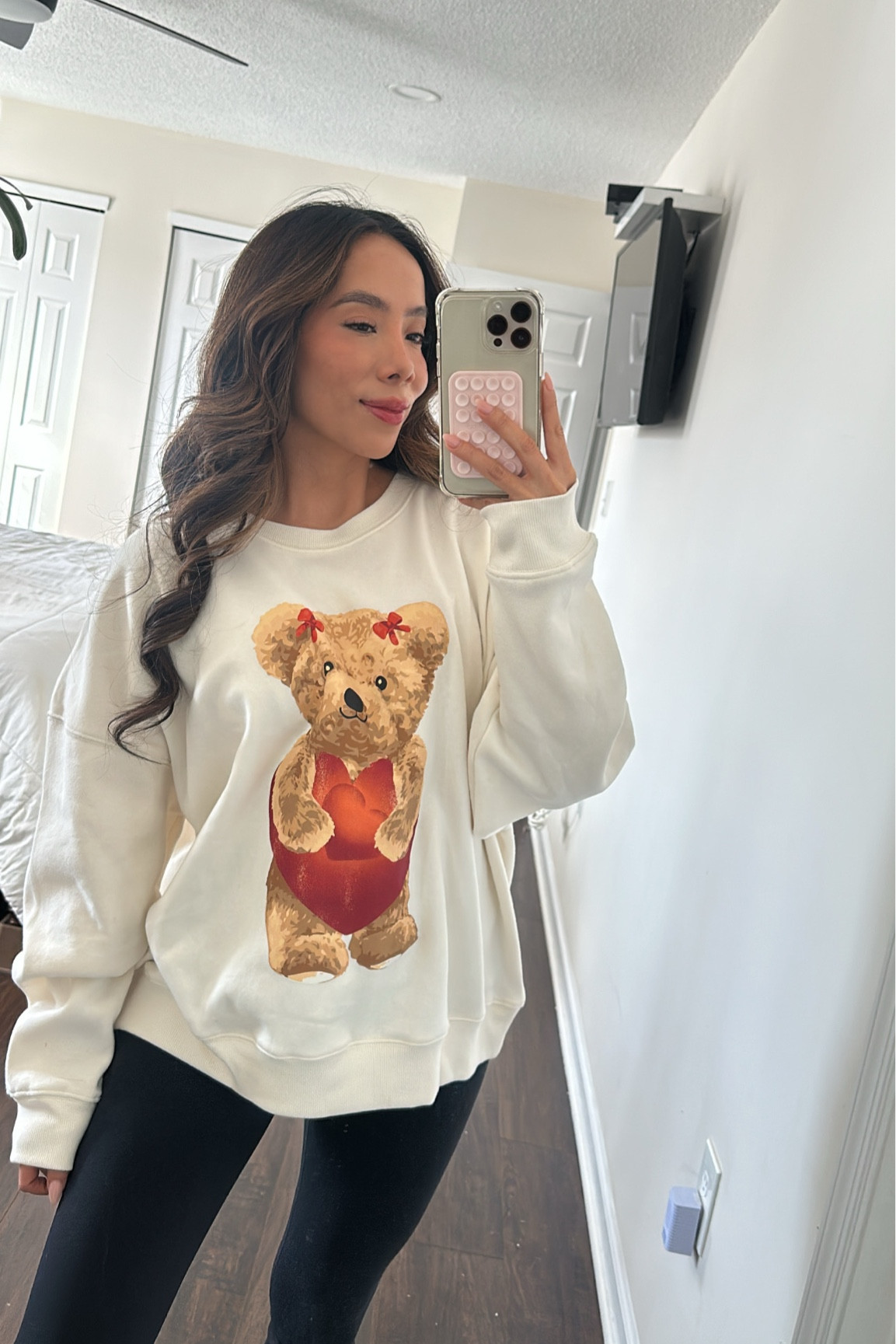 Cute Valentine’s Day sweatshirt 

#LTKWatchNow #LTKFindsUnder50 #LTKStyleTip