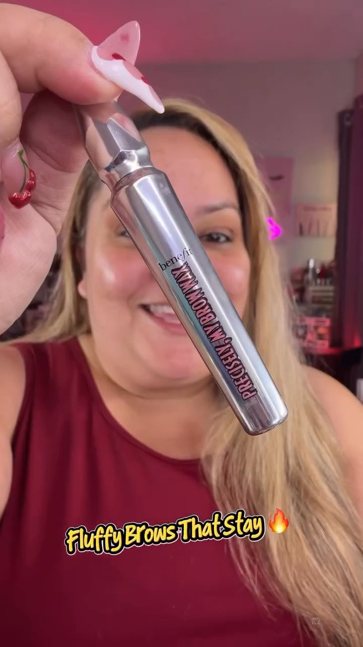 Brows set. Mood set. 😌✨

This brow wax from @benefitcosmetics is what keeps my brows lifted, fluffy, and locked in all day. As someone who wears full glam almost every day, I need serious hold without stiffness and this gives me structure without the crunch.

Lightweight feel
Strong flexible hold
Fluffy laminated effect
No flaking

If the brows are right, the whole face is right. Period.

#BenefitClubPink #BenefitBrows #FluffyBrows #BrowRoutine #BeautyByShaq

#LTKOver40 #LTKBeauty #LTKSpringSale