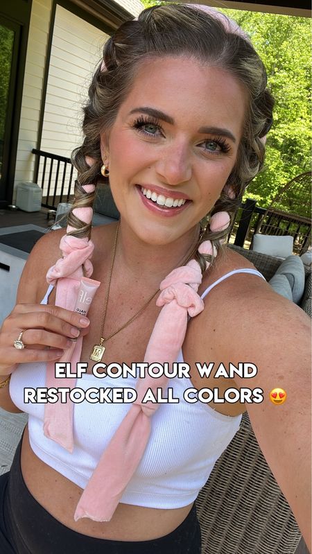 Elf contour wand restocked in all colors!!! I have the medium/tan & it’s what I’m wearing today. I LOVE it! & just ordered the light/medium. 10/10. $9


#LTKunder50 #LTKFind #LTKbeauty