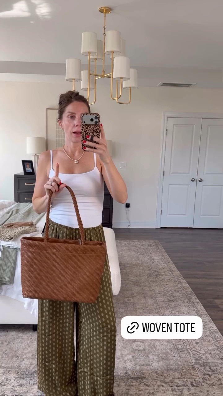 Cutest woven bag! $400 less than the one I kept being tempted to buy 