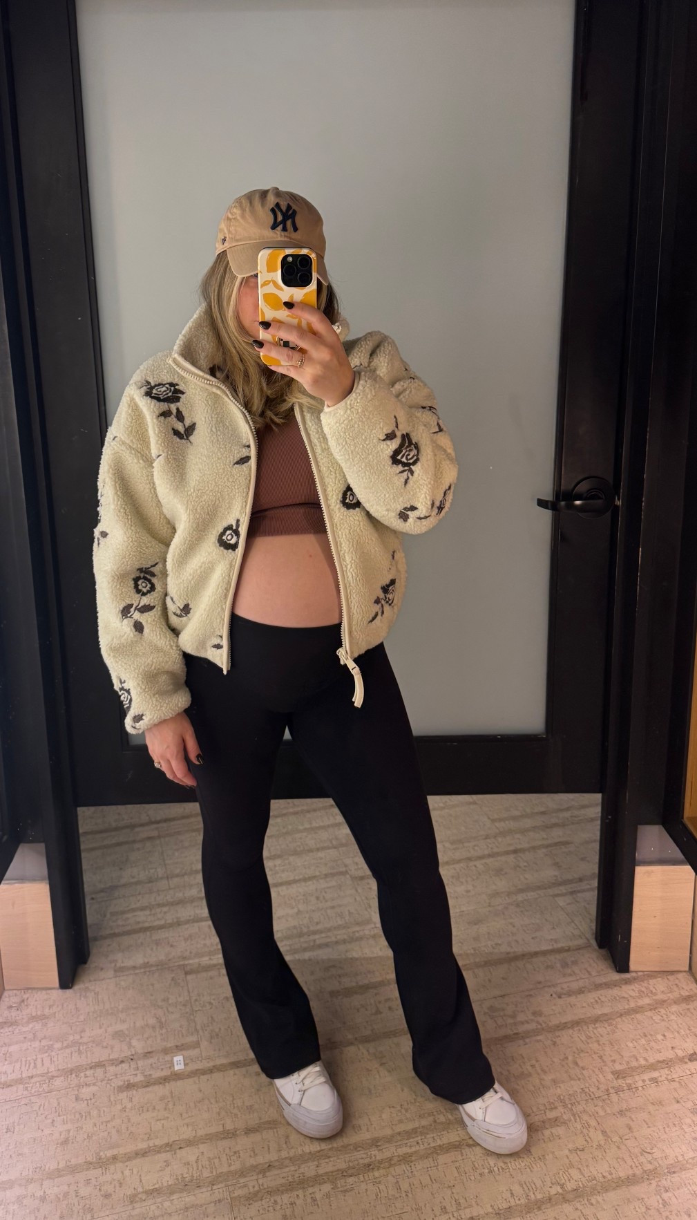 Sherpa!

#LTKSeasonal #LTKBump