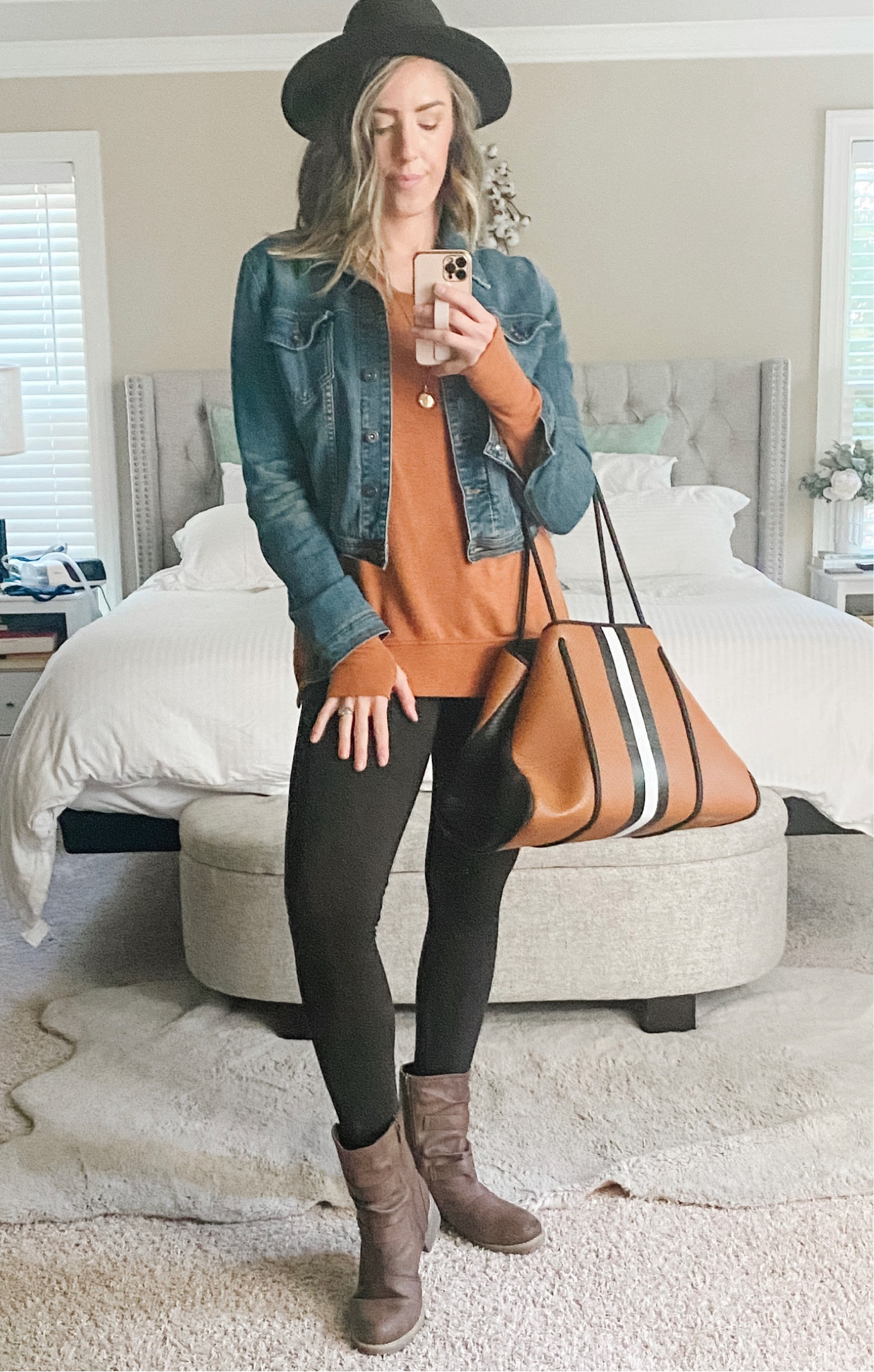 Creating the perfect Fall outfit is all about layers! I paired a baggy long sleeve with a cropped Jean jacket, leggings and boots. Add a fun bag to complete the look. These are all great, budget-friendly finds from Amazon!
#amazonfashion #tallgirlfashion #fallfashion #falloutfits

#LTKunder100 #LTKSeasonal #LTKstyletip