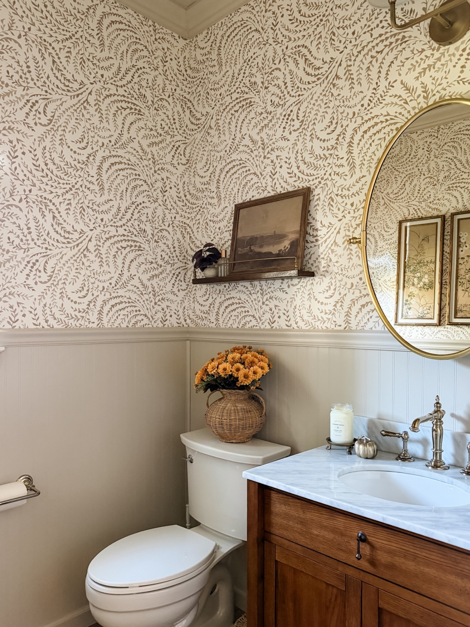 Powder room, fall version