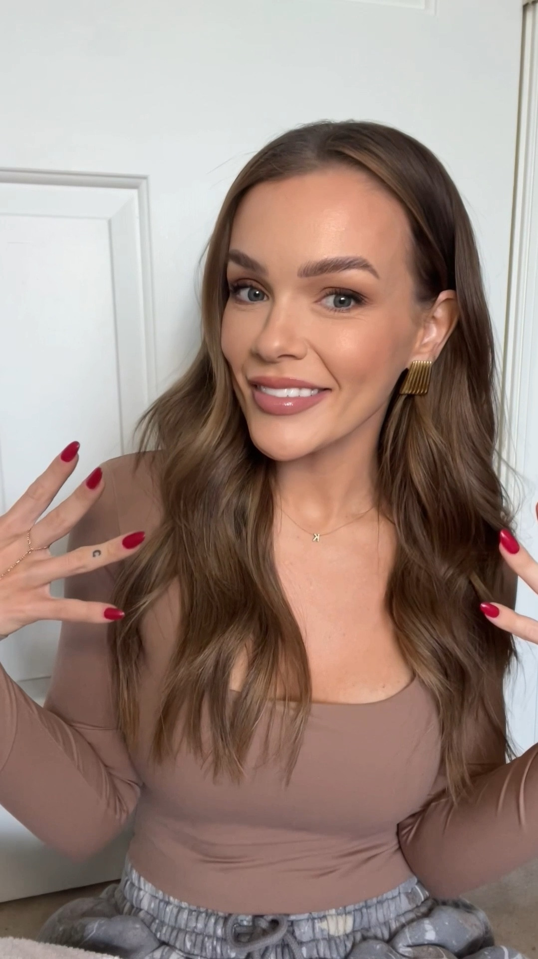 Makeup for Soft Autumn Color Palette 

Blush in She’s Blushing and She’s Flushed
Lipliner in Truffle
Lip Gloss in Pistachio and Cashew

#LTKSeasonal #LTKBeauty #LTKStyleTip