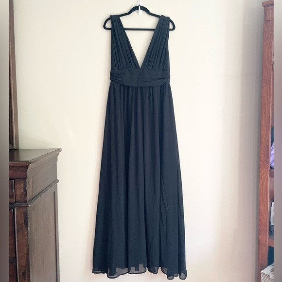 Lulu’s Heavenly Hues Black Surplice Maxi Bridesmaid Dress Women's Size L | Poshmark