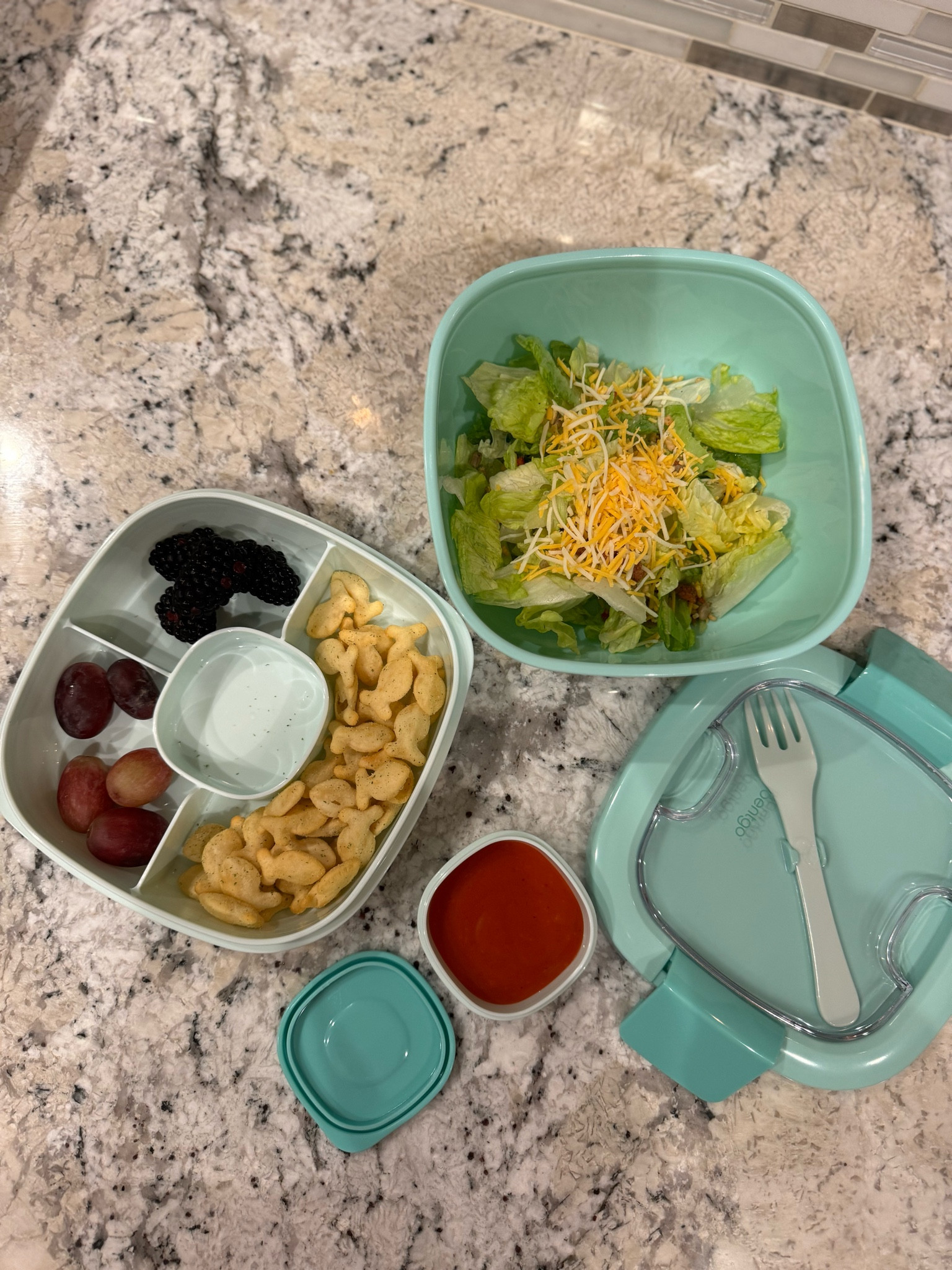 Lunchbox for kids school lunches
Bentgo cold lunch bento boxes for school 