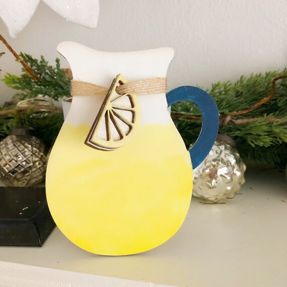 Lemonade pitcher sign, lemon decor, lemon tiered tray | Etsy (ES)
