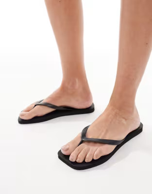SEQWL thong sandals with square toe in black | ASOS (Global)