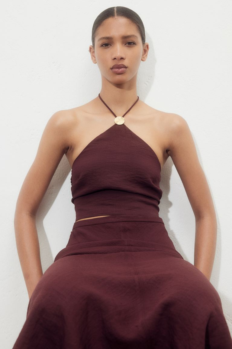 Halterneck cropped top | H&M (UK, MY, IN, SG, PH, TW, HK)