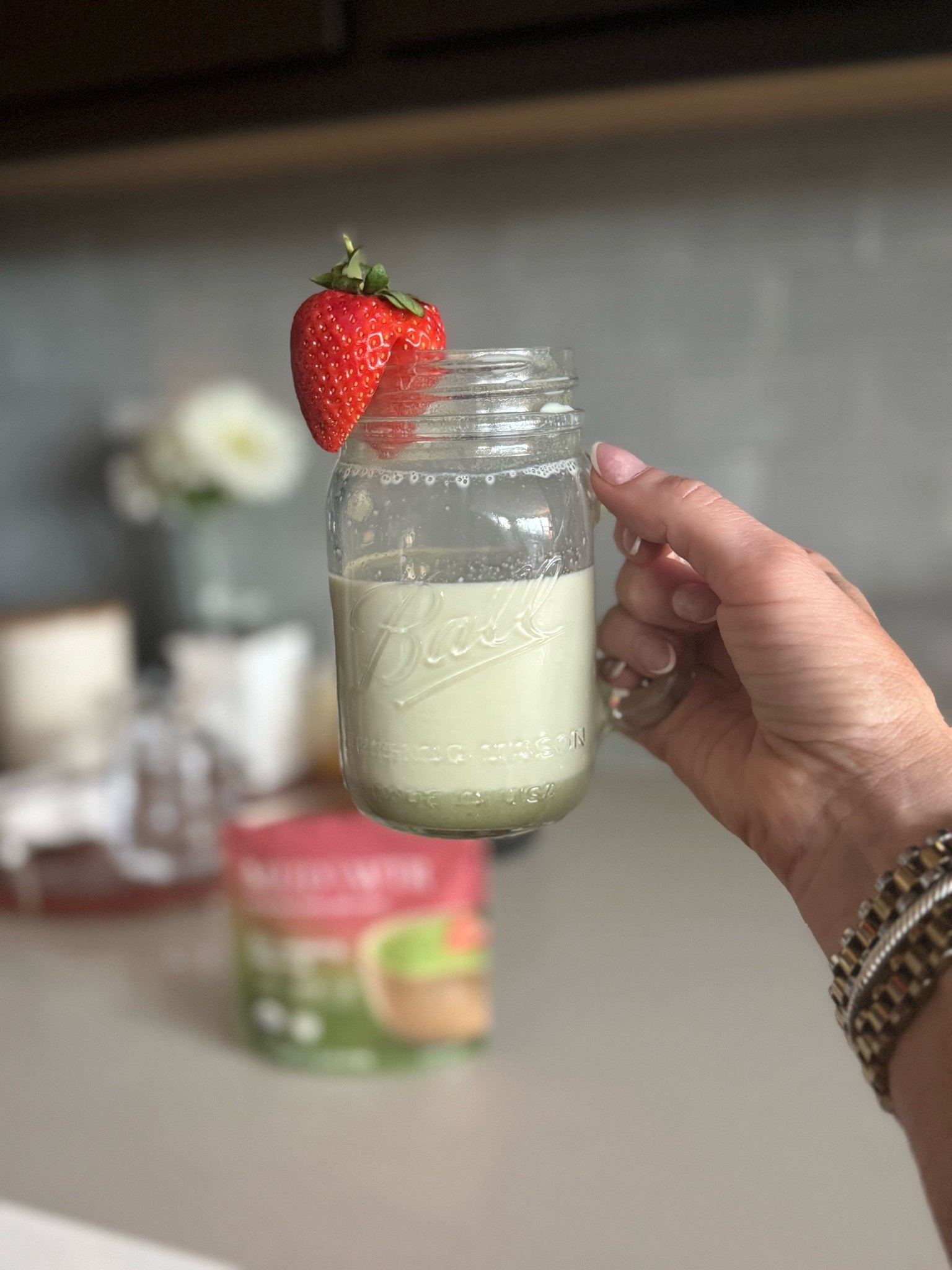 Match 🤝🏻 strawberry, the perfect healthy drink 💚❤️

#LTKSaleAlert #LTKfoodie #LTKselfcare
