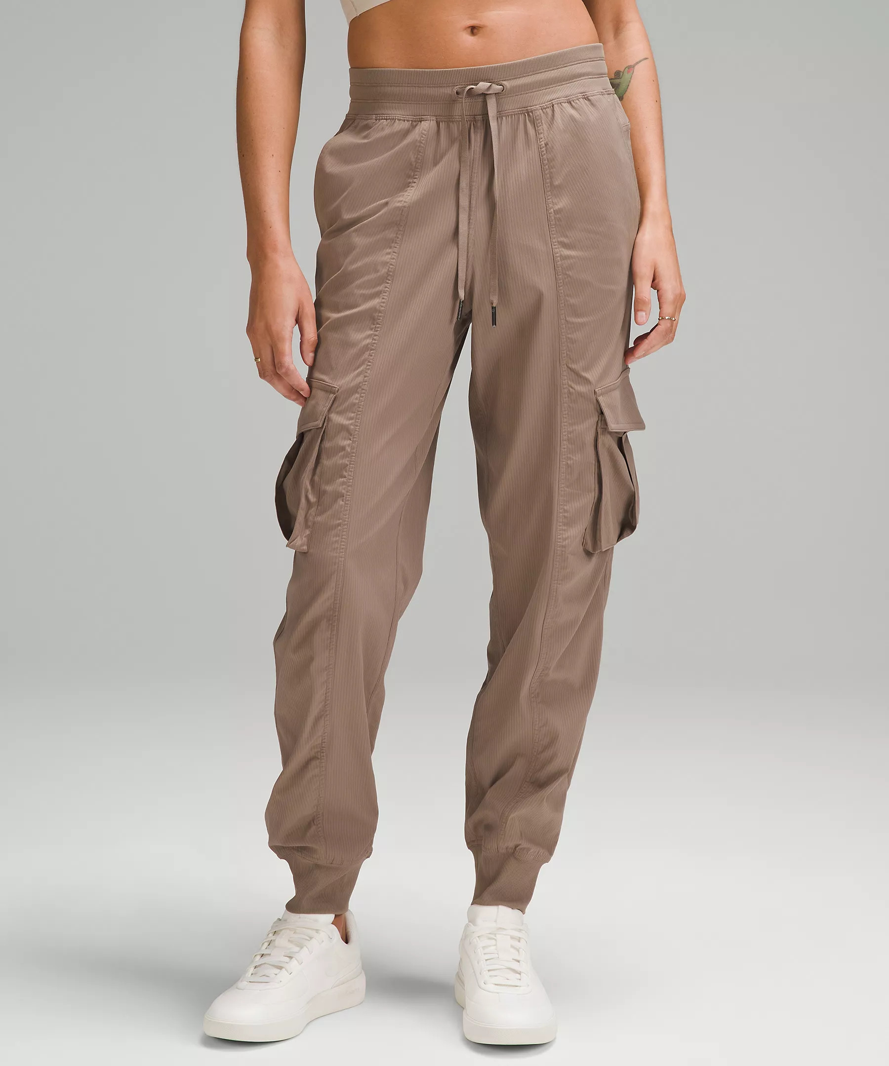 Dance Studio Relaxed-Fit Mid-Rise Cargo Jogger | Women's Joggers | lululemon | Lululemon (US)