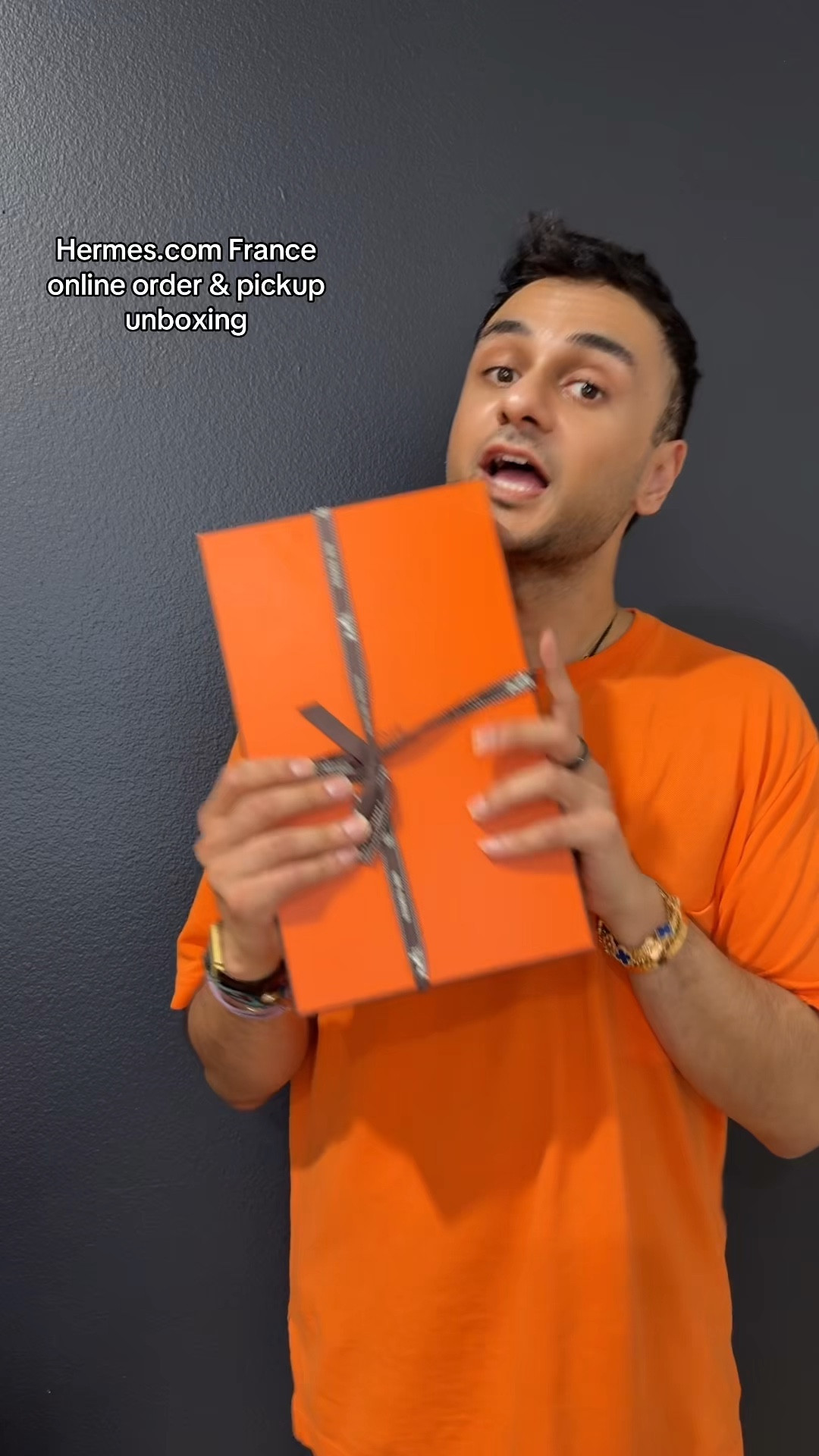 Hermes.Com Online Order & Pickup Unboxing #hermes #hermesonline #hermesunboxing #shopaholic #designerjewelry 

#LTKstorytime #LTKBeauty #LTKootd