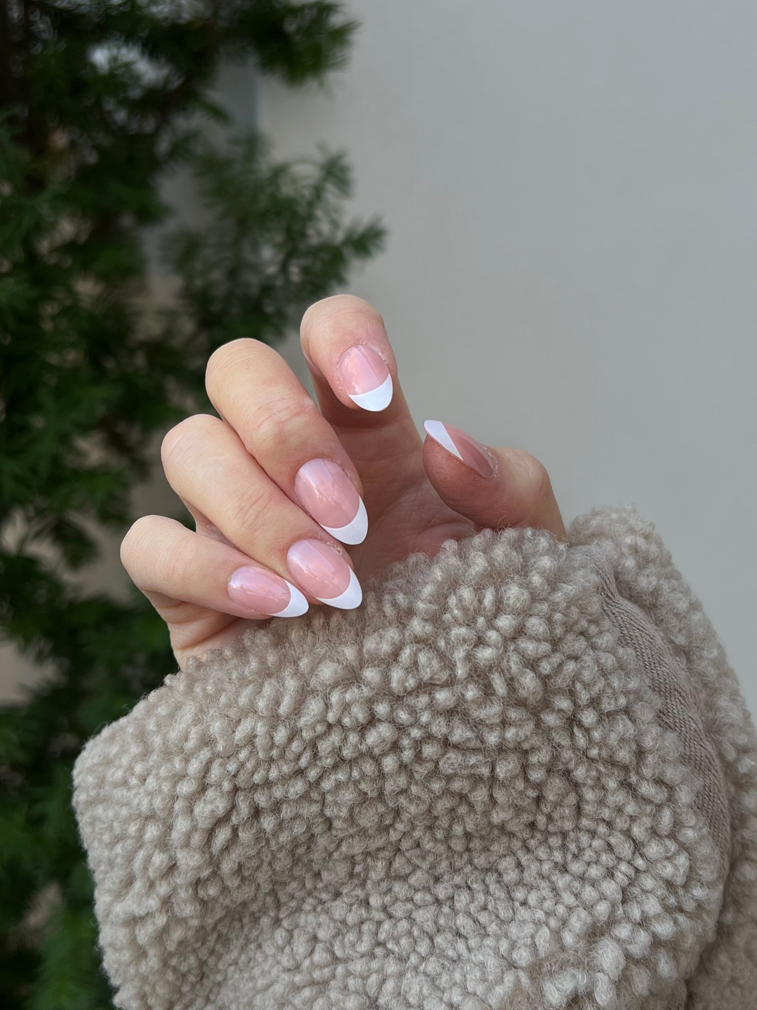 The best french stick on nails! 

#LTKeurope #LTKuk #LTKbeauty