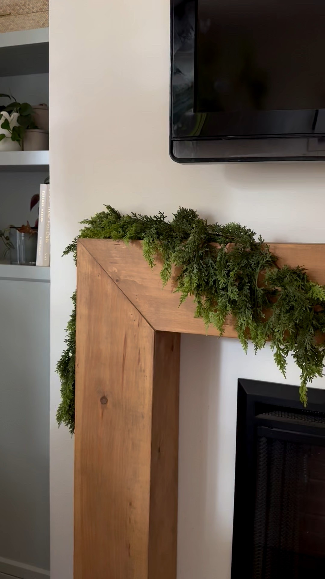 This is the best garland deal this season! $19.99 for 9ft (and there was a coupon for $14.99) This video is just one strand and could easily be added to for more volume. 

#LTKHome #LTKHoliday #LTKSaleAlert