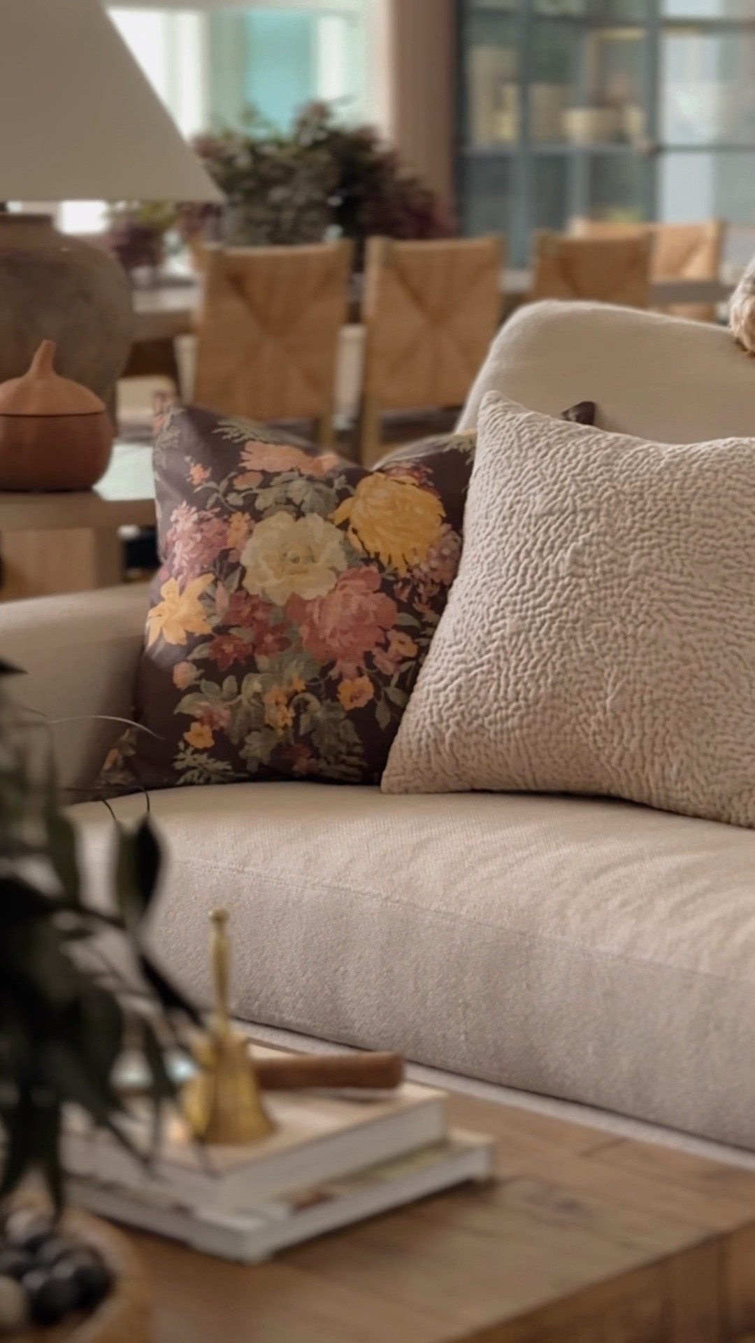 Bringing in all the cozy fall vibes 🍂🤎 A few florals + velvet layers and the living room feels ready for autumn. ✨

Fall living room, family room decor, autumn refresh

#LTKSeasonal #LTKHome #LTKU