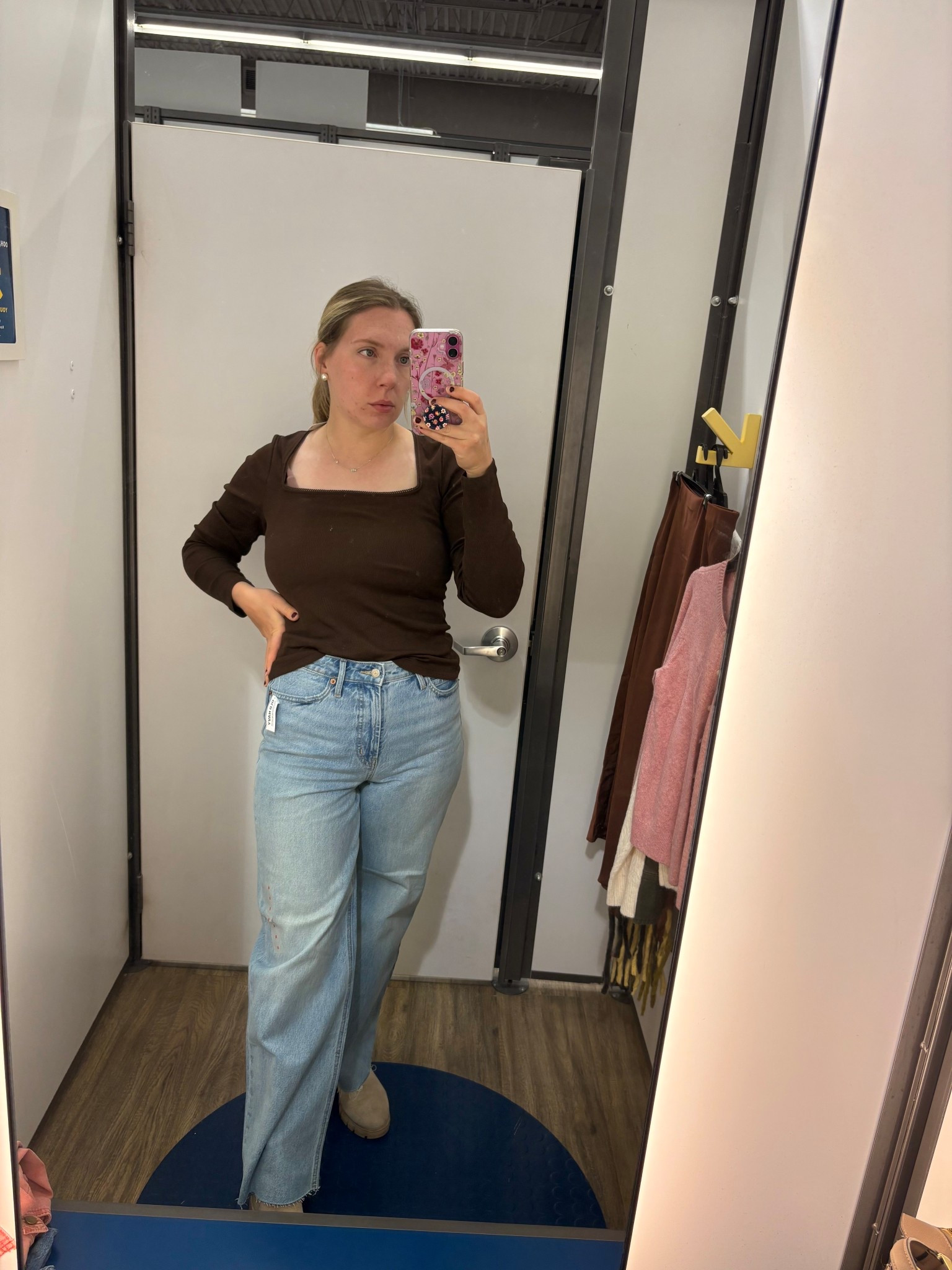 Old Navy Try On 🍁

Jeans: size 8
Top: size L
Boots: size 9

(5’7 165)

#LTKMidsize #LTKFindsUnder50 #LTKSeasonal