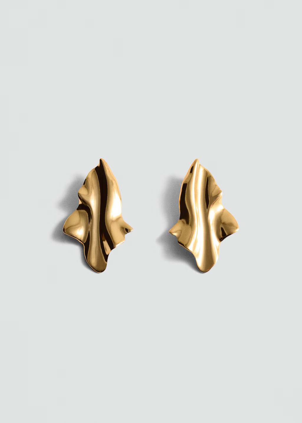 Twisted earrings | MANGO (US)