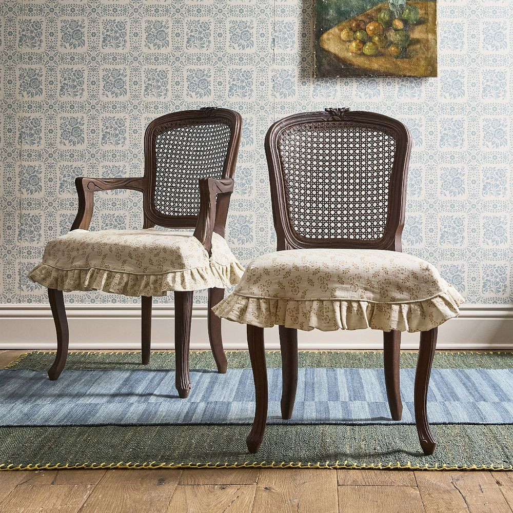 Verbena Ruffle Seat Cover | GreenRow