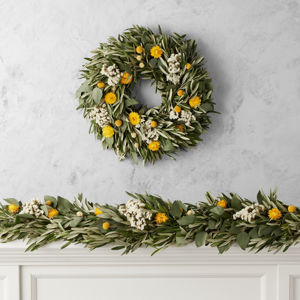 Olive Billy Button Live Wreath & Garland