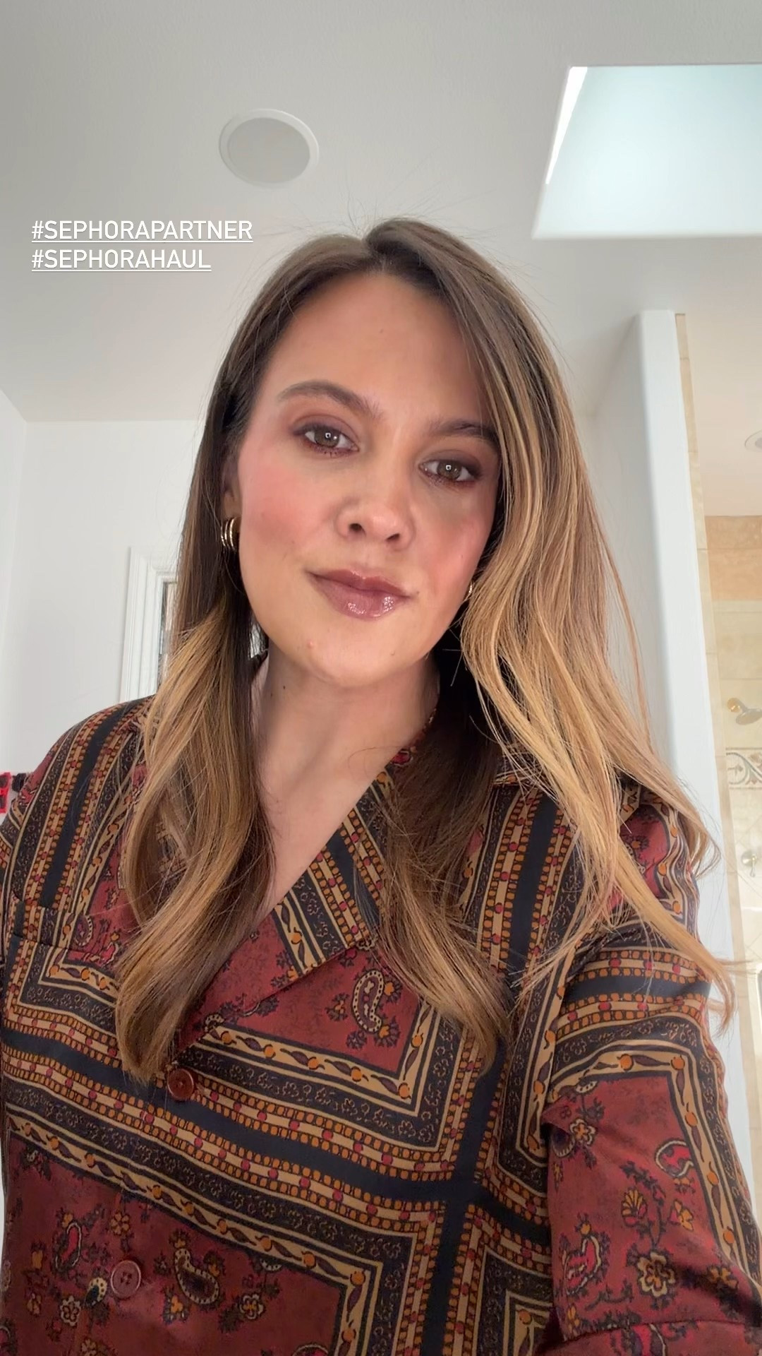 #sephorapartner These palettes are perfect for a bold eye—rich, wearable shades that make any look pop. They’re fun to play with but still easy to wear every day! And shopping is easier than ever when you can buy online, pick up in store or get same day delivery! Make sure to join the Beauty Insider Program for even more perks while you shop!  #sephorahaul @sephora

Rhode lip contour- lunge, twist, and lean
Maed-Reckon
Refy cream blush- guava
Huda blush-  intense guava
Charlotte Tilbury blush- pinky glow, peachy glow
Saie powder blush- amor
Ciele blush- berry
Gucci blush- fresh coral, bright ruby
Patrick Ta blush- she’s a doll, she’s the moment, left me on red
Saie liquor blush: poppy, hottie 
Nars blush: exhibit a
Fenty Eau de Parfum
Kayali Vanilla