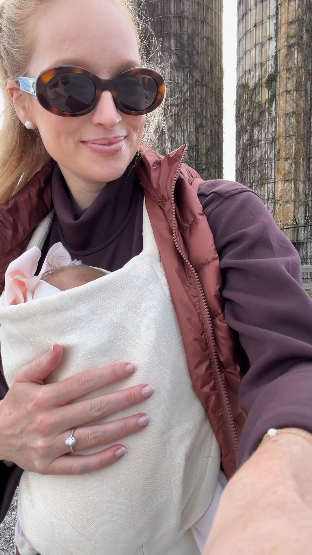 Wha I wore for a school field trip to the farm/ pumpkin patch! This color hasn’t launched just yet but linking the current color options below! xx 

SPANX PROMO CODE: AMANDAJOHNXSPANX 