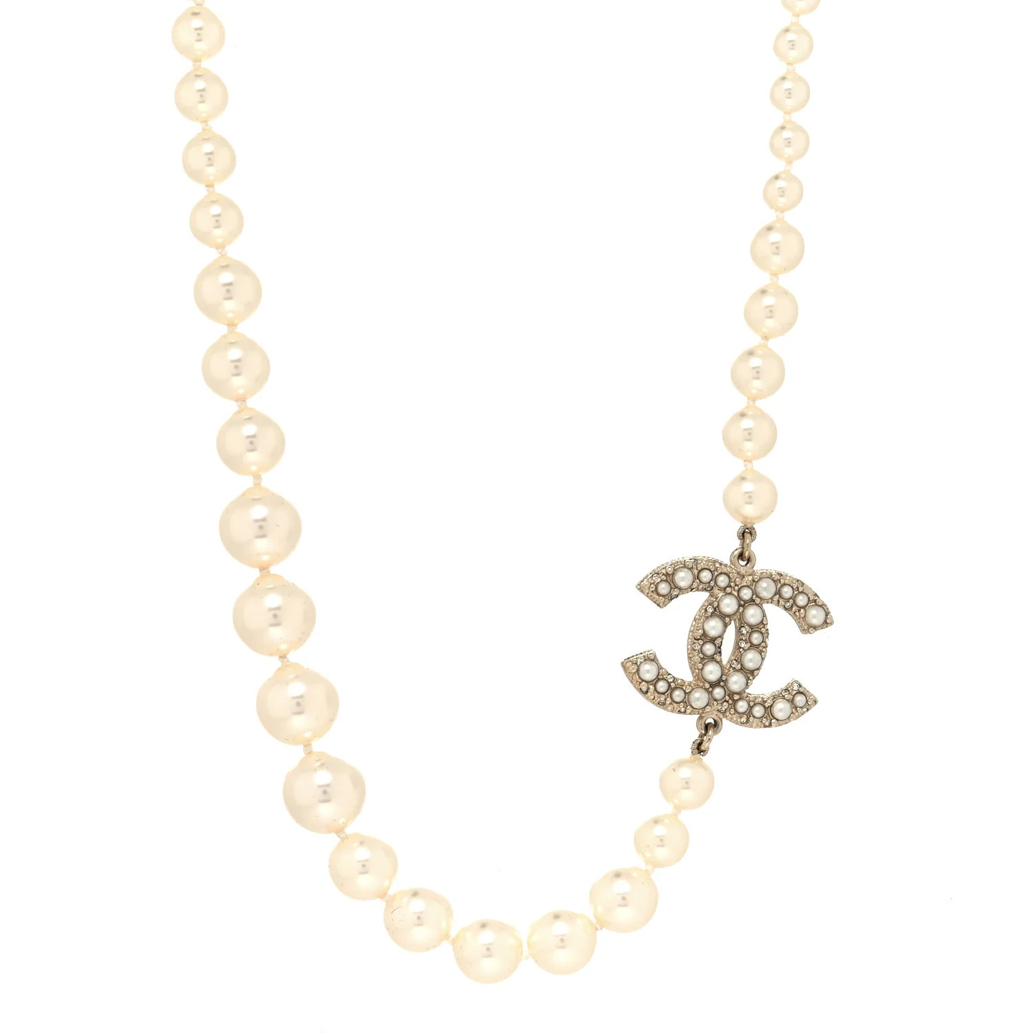 CHANEL Graduated Pearl CC Short Necklace Gold | FASHIONPHILE (US)