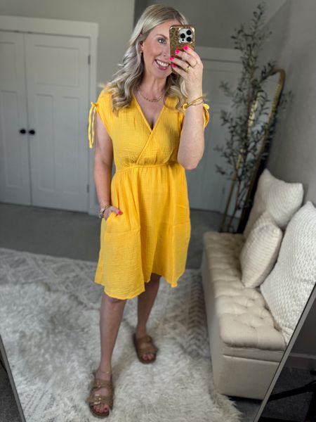 Weekend Walmart wins try on
Yellow faux wrap dress- medium [lighter colors are a bit see through]

#LTKShoeCrush #LTKFindsUnder50 #LTKStyleTip