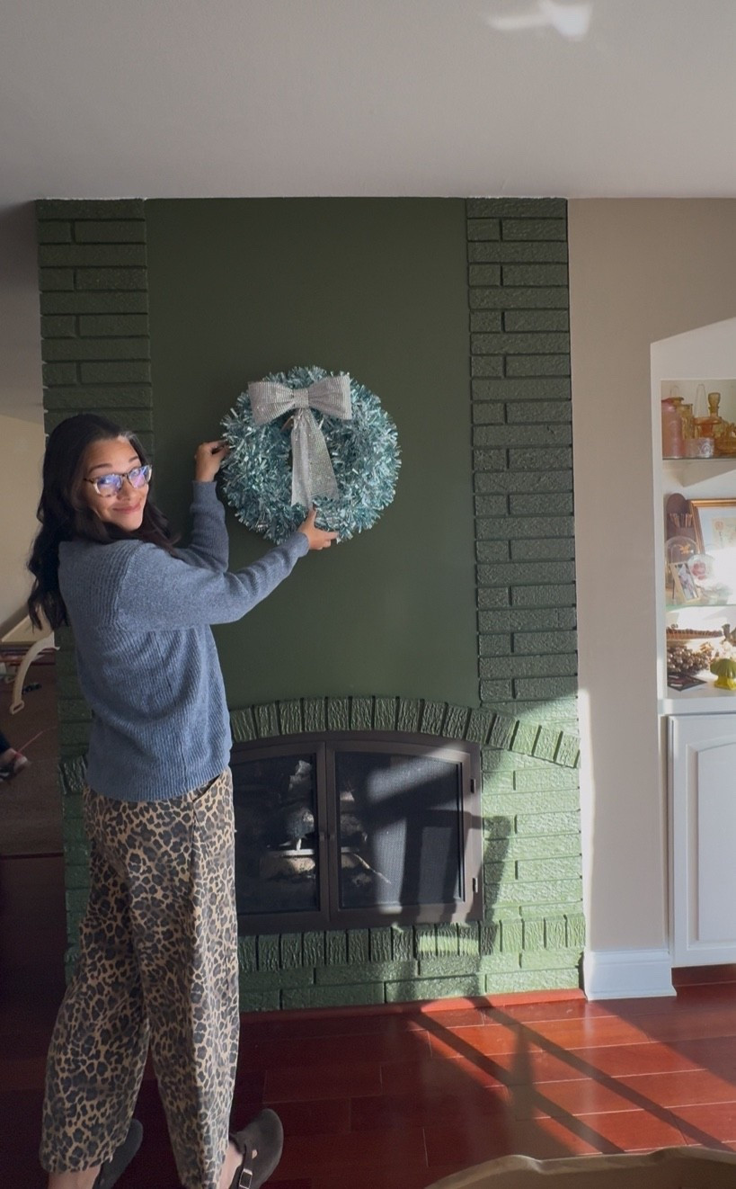 One thing about me…I’m going to repeat my clothes/outfits 🤩 these le bon pants are my FAVORITE and Birks? Classic comfortable!
——
——
Le bon / le bon shoppe / Birks / Boston clogs / Birkenstock Boston 

#LTKootd