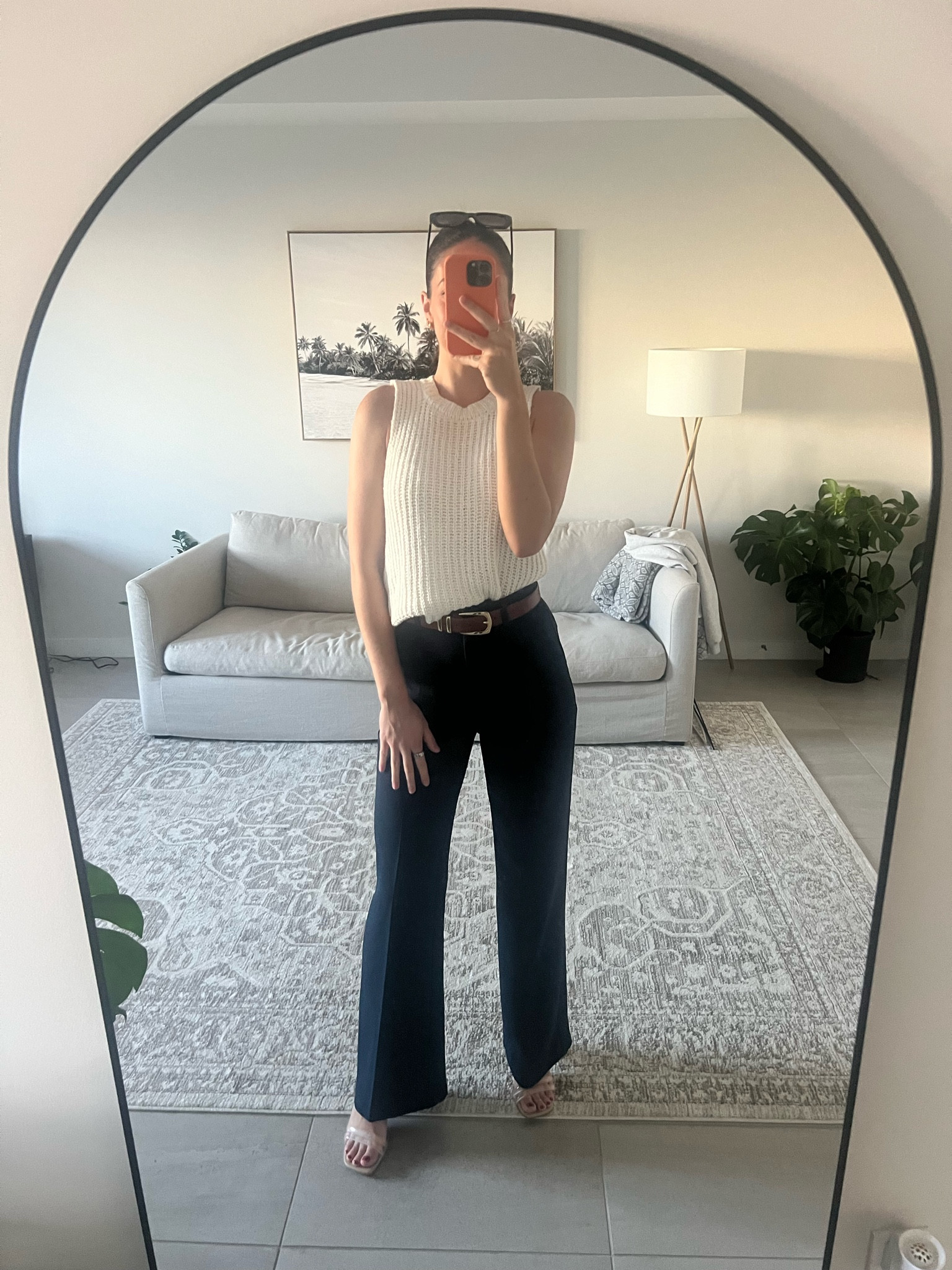 Top- Abercrombie - s
Pants- Abercrombie - 26 L
Shoes and belt: Target
Jewelry: Amazon

#LTKworkwear