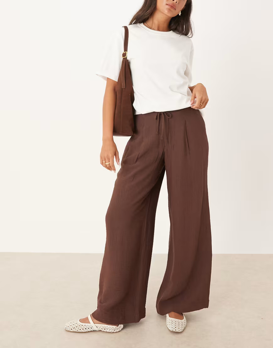 ASOS DESIGN soft texture wide leg pants in chocolate-Brown | ASOS (Global)