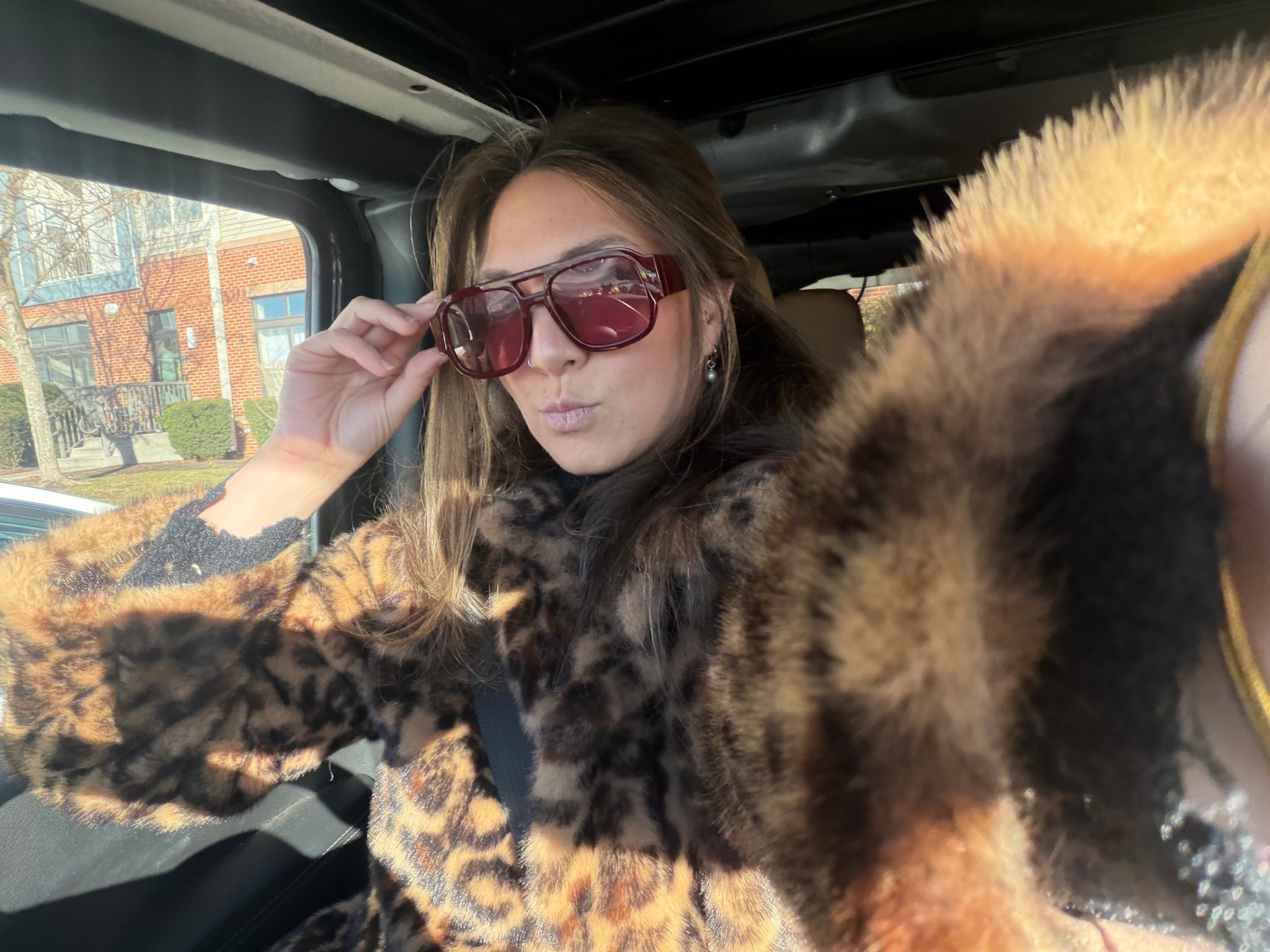 i dislike the cold weather but styling with fun jackets makes it a bit more bearable, right? 

#abercrombiepartner #winterfit #winterjacketootd



#LTKMidsize