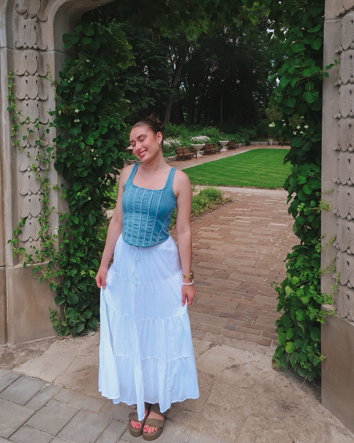 botanical garden outfit 🦋 loving this blue jean corset top from @Express size M and white tiered skirt from @Aerie size S

#denimtop
#jeantop
#corsettop
#tieredskirt
#summeroutfit

#LTKItBag #LTKFindsUnder50 #LTKShoeCrush