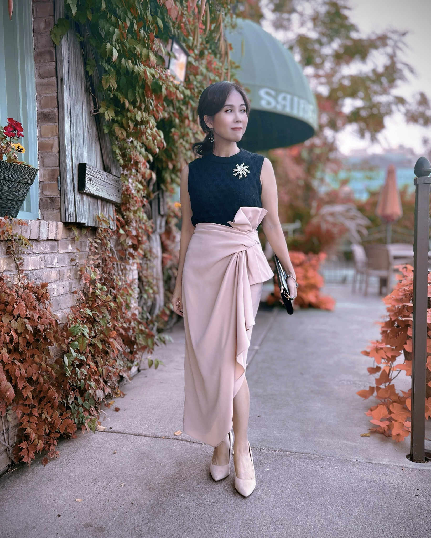 An elegant night out for you girls highlights unique styles! Hope you all have a wonderful weekend so far! 

#LTKStyleTip #LTKActive #LTKParties