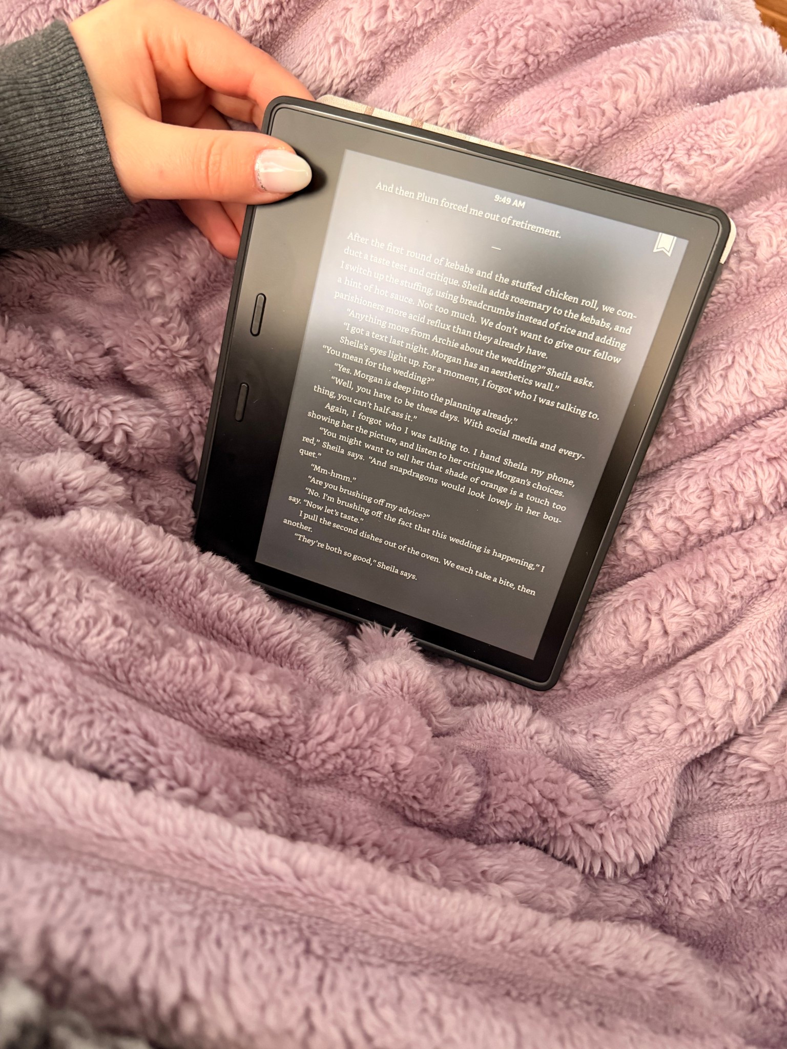 Cozy reading vibes 

#LTKselfcare #LTKmorningroutine #LTKFindsUnder100