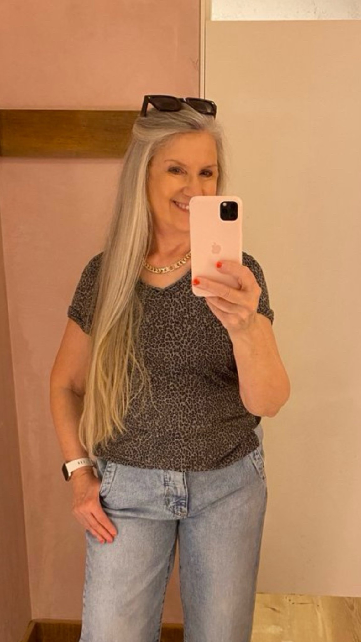 Cute tees and jeans from Anthropologie!! 🩵

#LTKdayinmylife