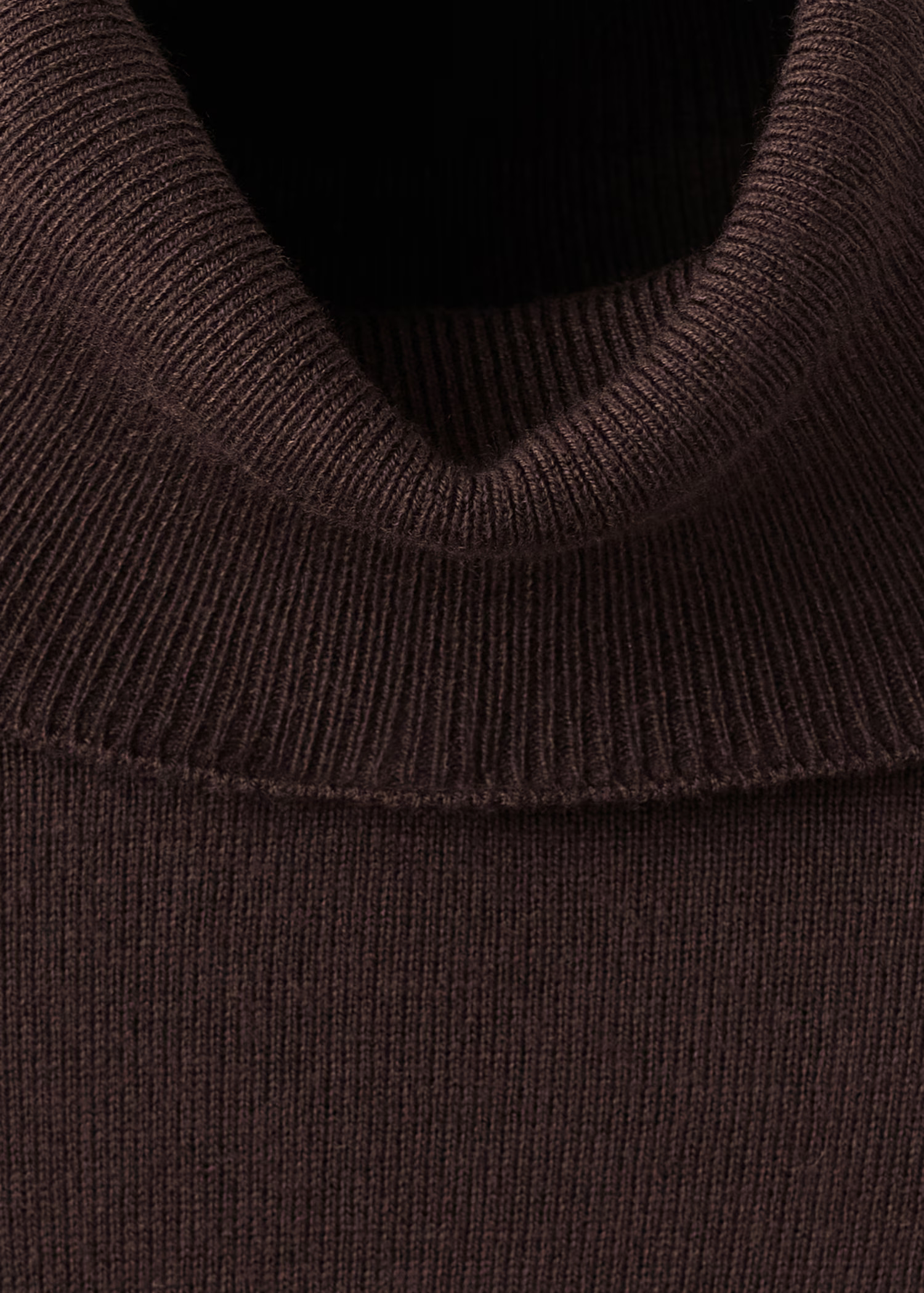 Turtleneck knitted sweater | MANGO (UK)