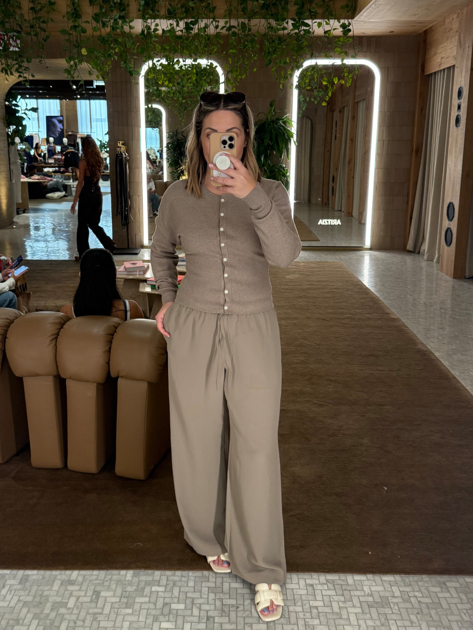 Aritzia taupe cardigan + taupe pants!  Go to pants as they are basically wrinkle free!  Have in the light birth color as well and come in several colors! This cardi is so good too!

#aritzia fall outfit inspo// fall style // fall transition outfit // workwear // work outfits 

#LTKStyleTip #LTKWorkwear