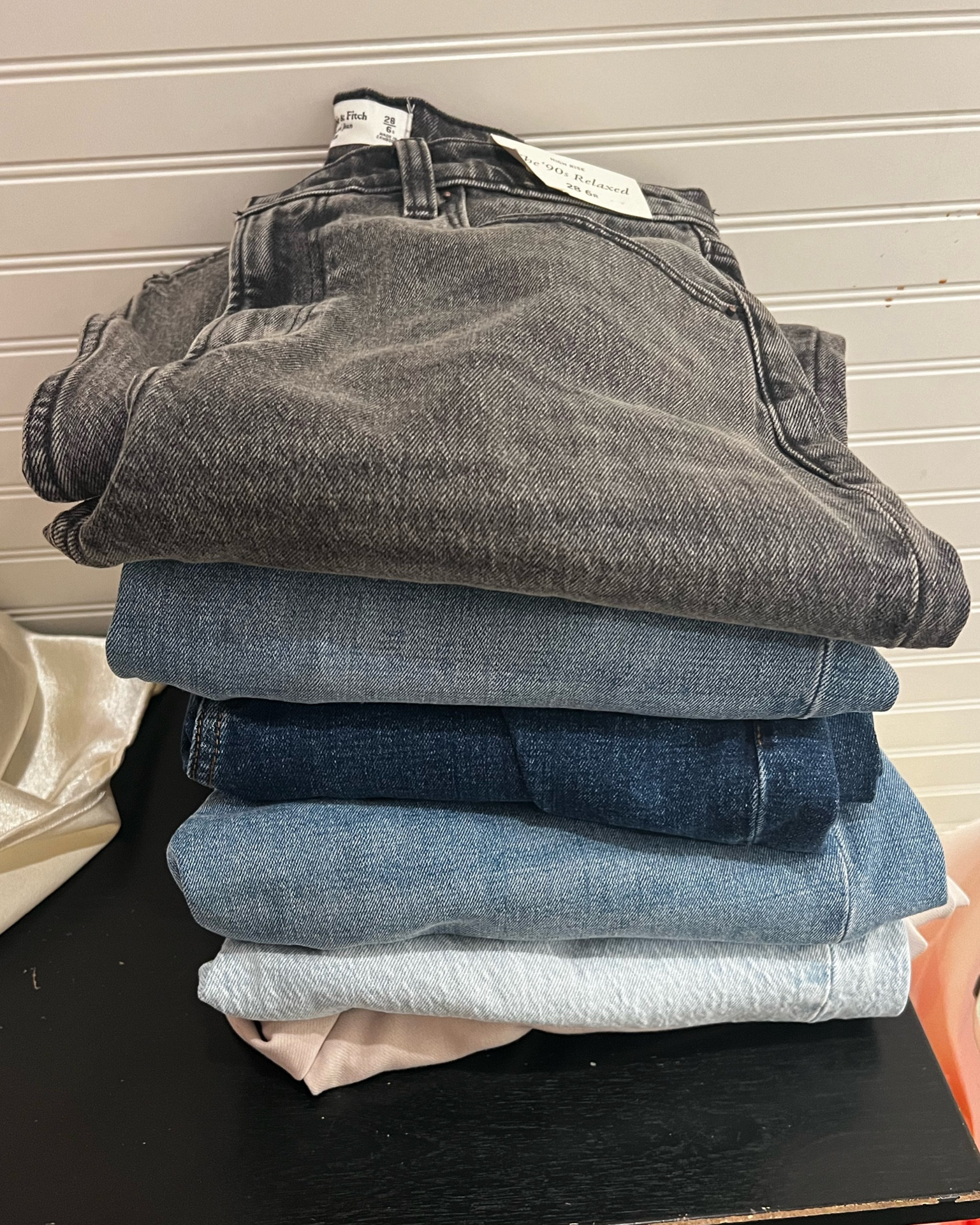 Last day of Abercrombie’s denim sale!! 25% off, plus additional 15% off with code denimaf 😍👖
#denim #jeans #90sdenim #abercrombiesale #spring

#LTKSpringSale #LTKmidsize #LTKfindsunder100
