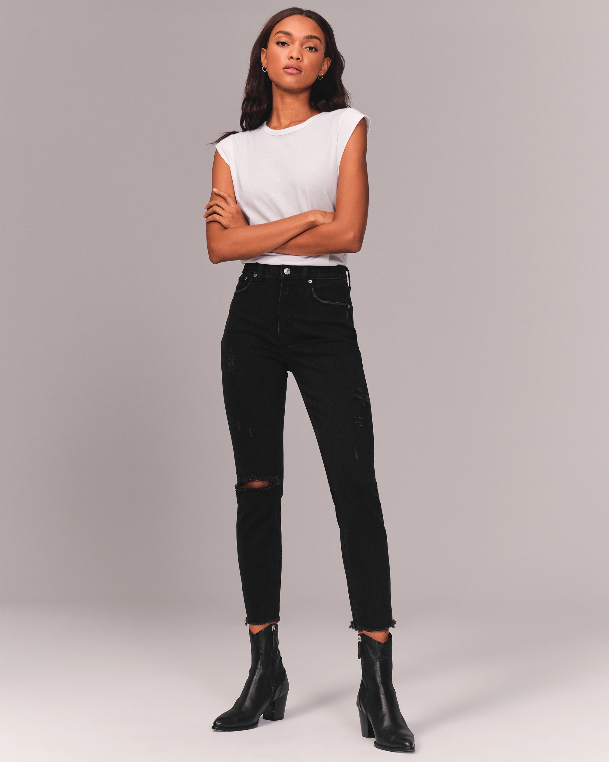 High Rise Mom Jeans | Abercrombie & Fitch (US)