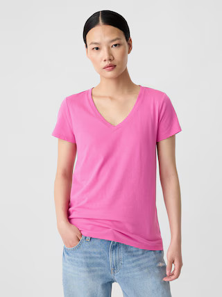 Favorite V-Neck T-Shirt | Gap Factory