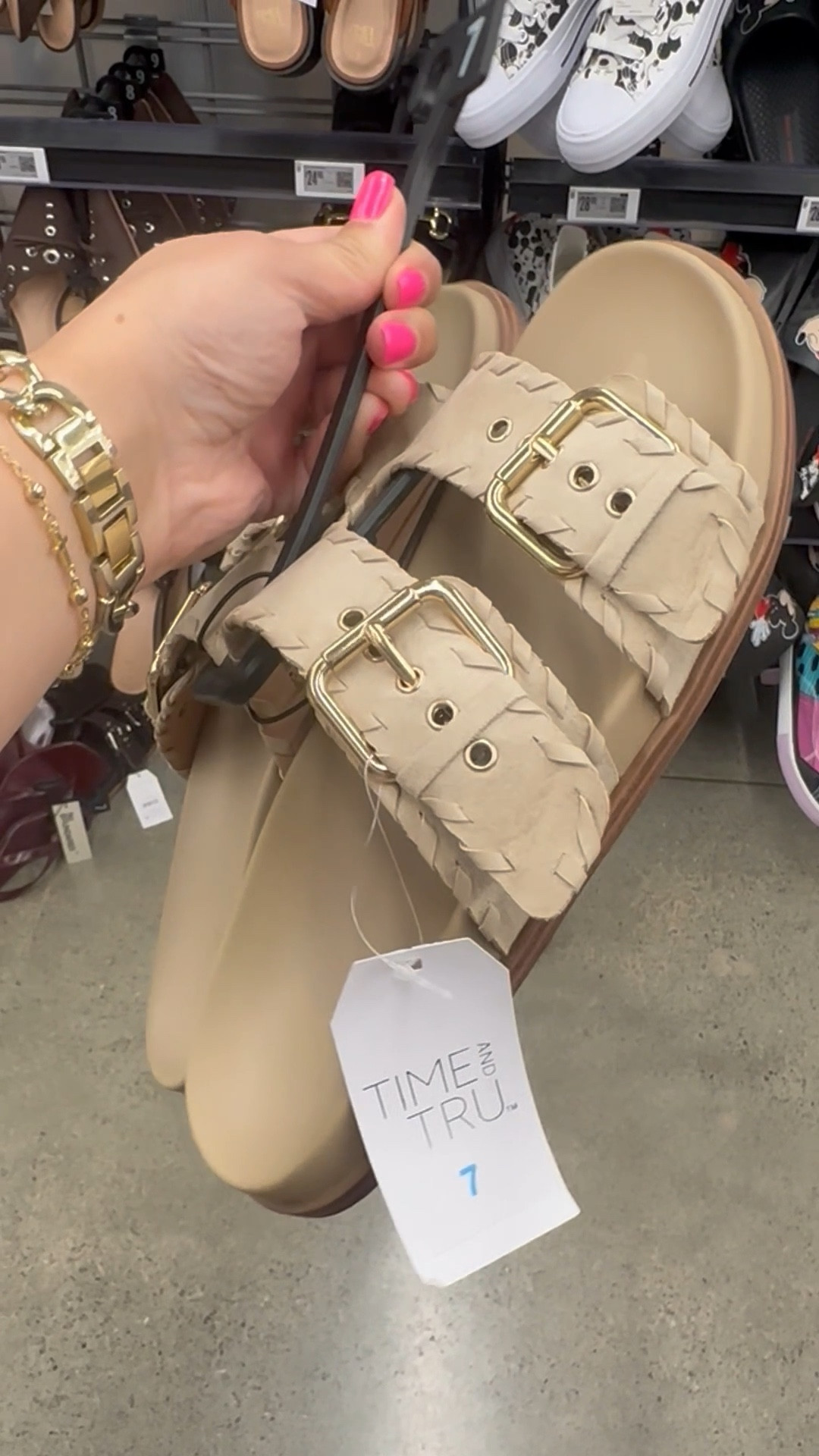 Walmart Sandals 🤎 | #timeandtru #walmart #affordablefashion

#LTKShoeCrush #LTKStyleTip #LTKFindsUnder50