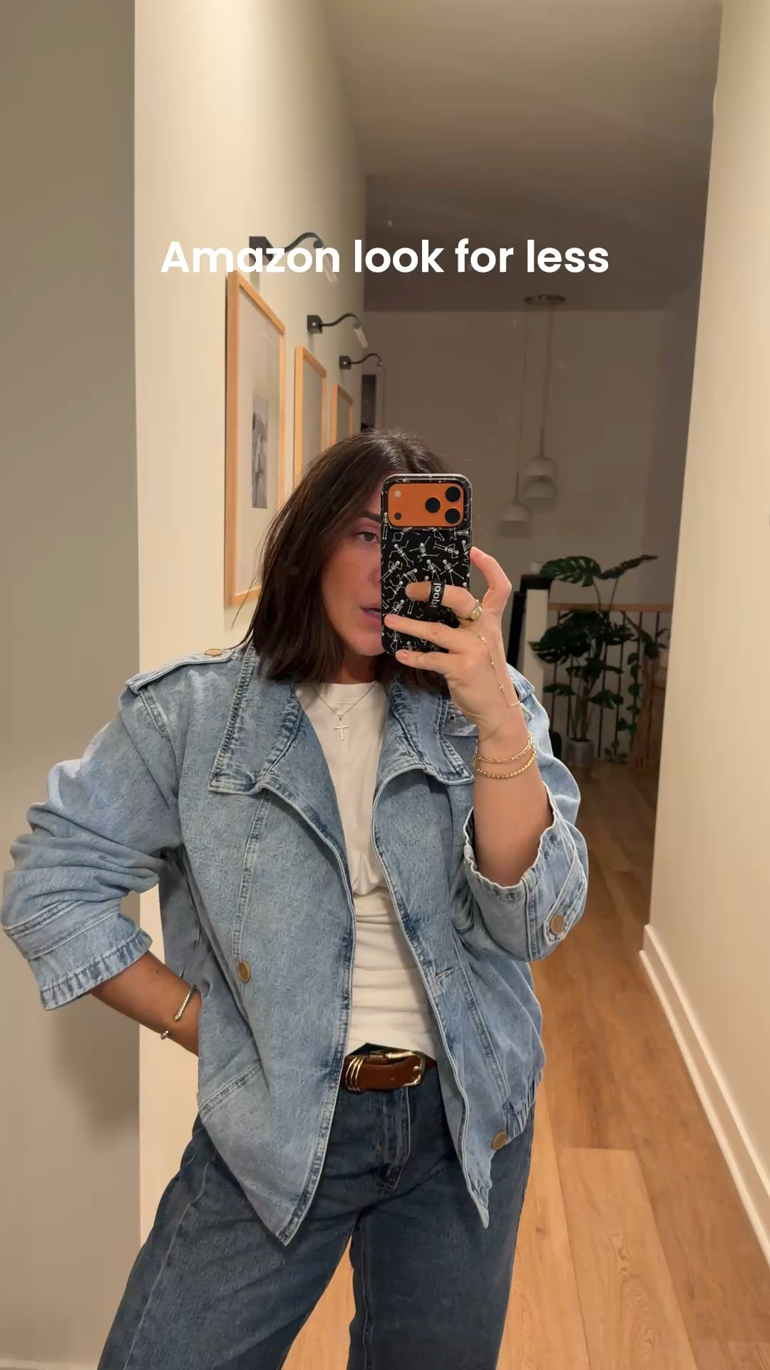 I’m shook this isn’t Zara or aritzia but Amazon? Lightweight nice quality denim jacket with and oversized fit perfect for fall. Size L