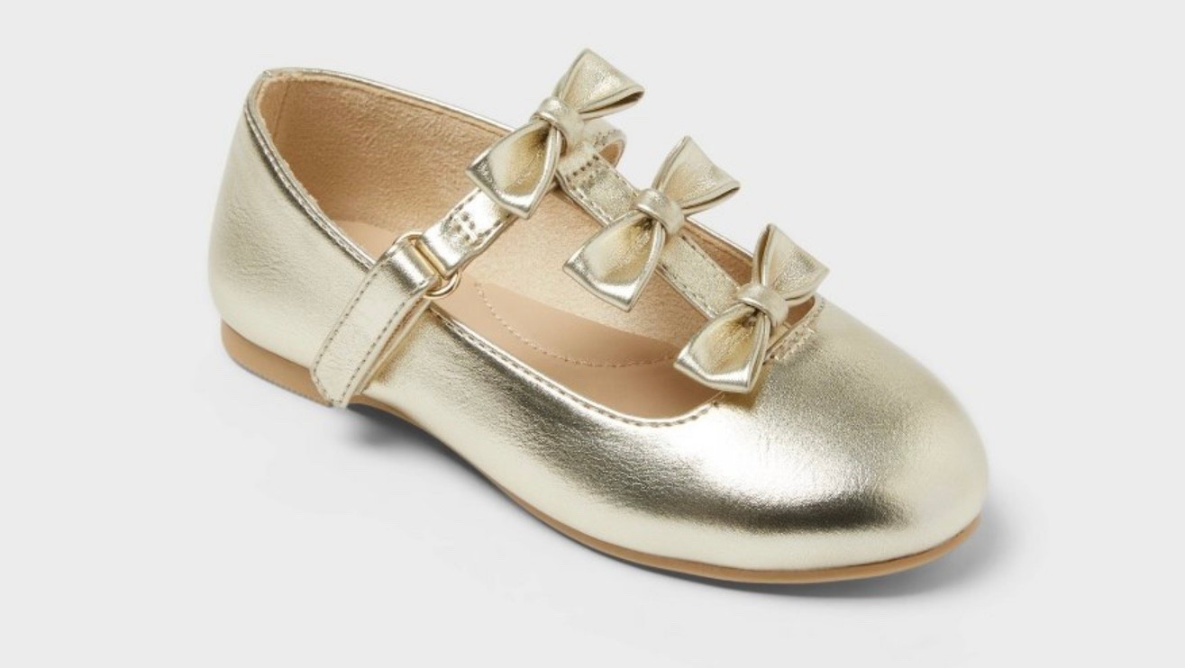 25% off kids and women’s shoes 3 days only!! Target. Target shoes. Target deals. Kids shoes. Girls shoes. Dressy shoes for girls. Dressy girls shoes. Fancy shoes. Good shoes. Sneakers. Boots. 

#LTKSaleAlert #LTKKids #LTKShoeCrush
