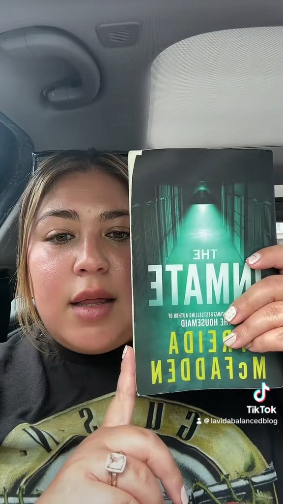 BookTok

#LTKHome #LTKFindsUnder50 #LTKVideo