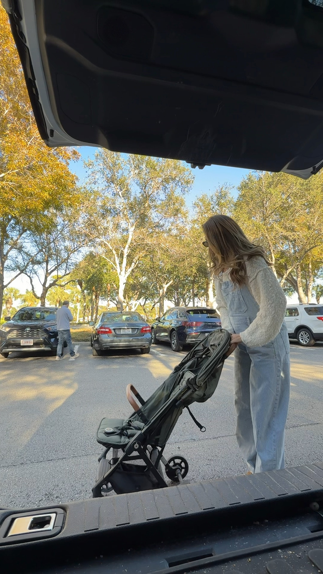 Our favorite travel stroller! Easy to collapse and super compact. Can fit above head compartment in airplanes! Tall people friendly 


Zoe strollers

#LTKBaby #LTKmomlife