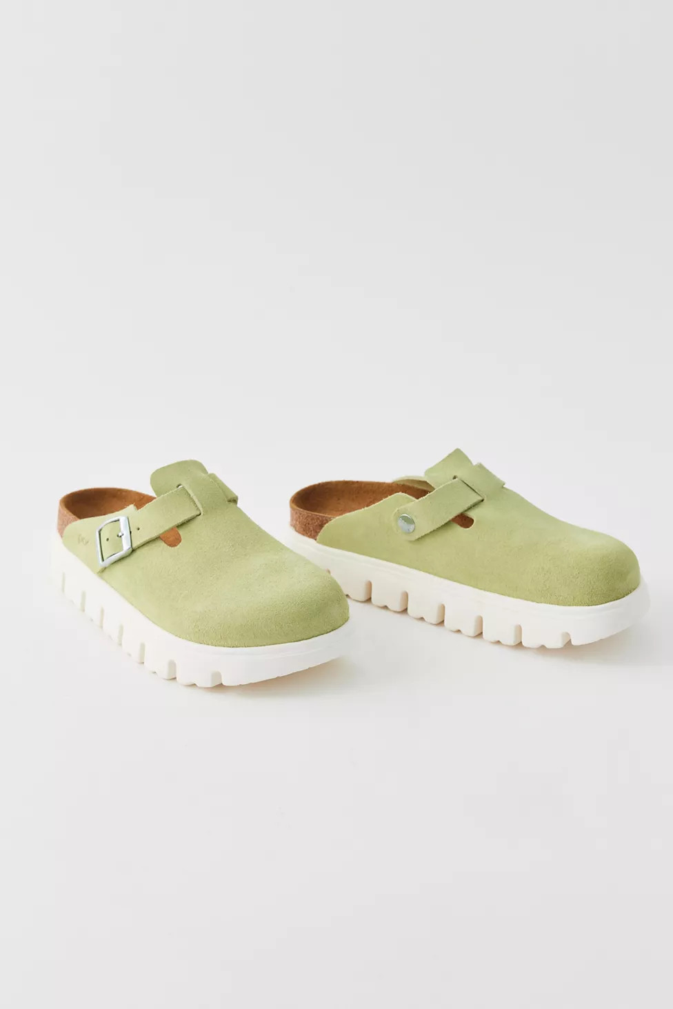 Birkenstock Papillio Boston Chunky Suede Clog | Urban Outfitters (US and RoW)